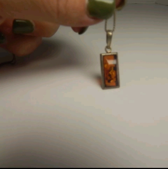 Vintage 925 Sterling Silver‎ Genuine Baltic Amber Pendant/Necklace-20"-6g - Picture 1 of 6